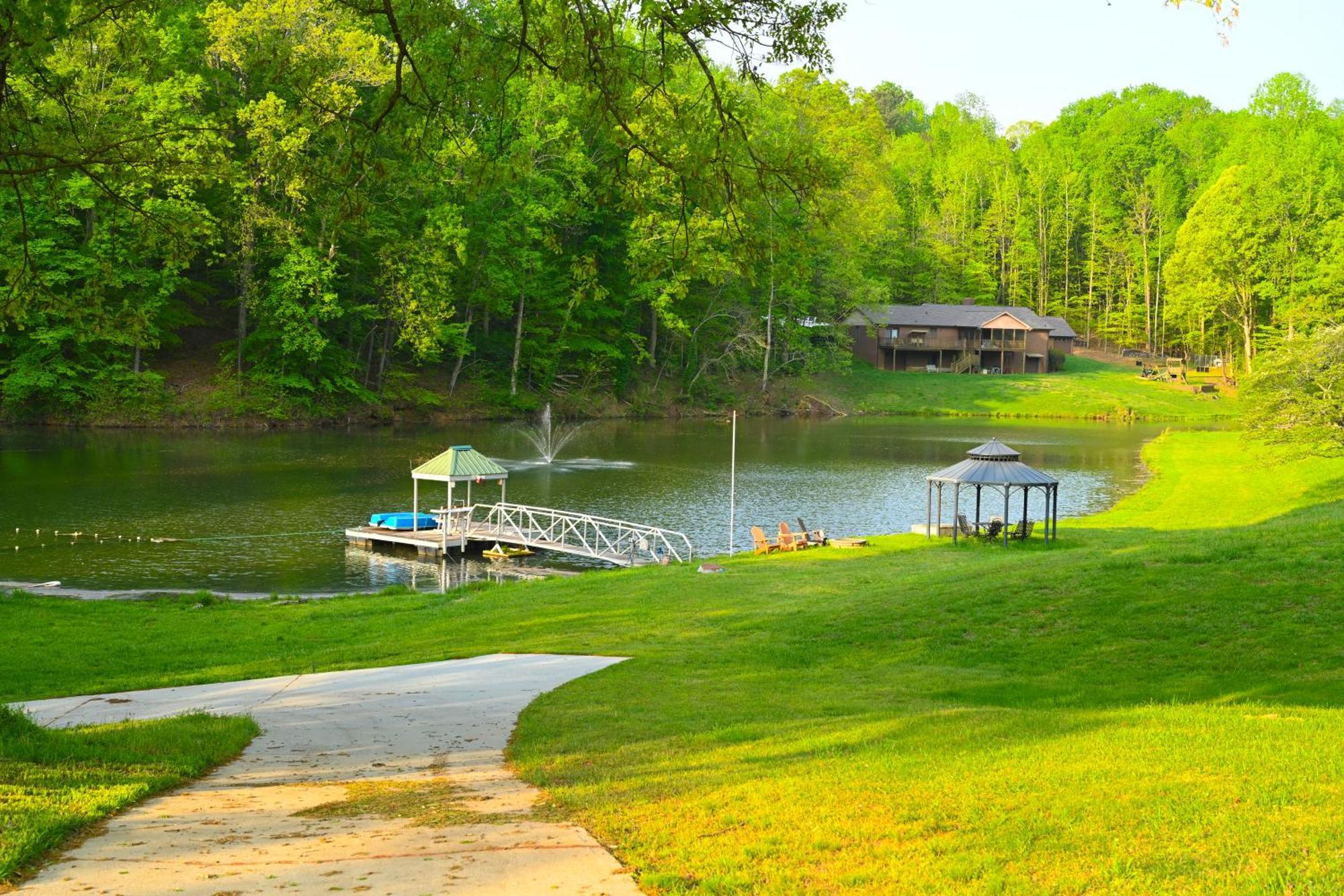 Southern Home And Fishing Lake. Gainesville Dış mekan fotoğraf
